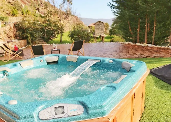 Landhaus San Cibran Loureda