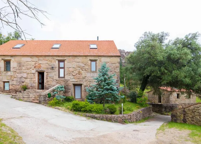 Landhaus San Cibran Loureda